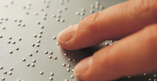 leggere-in-braille
